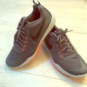 Nike Legend Trainers 10.5